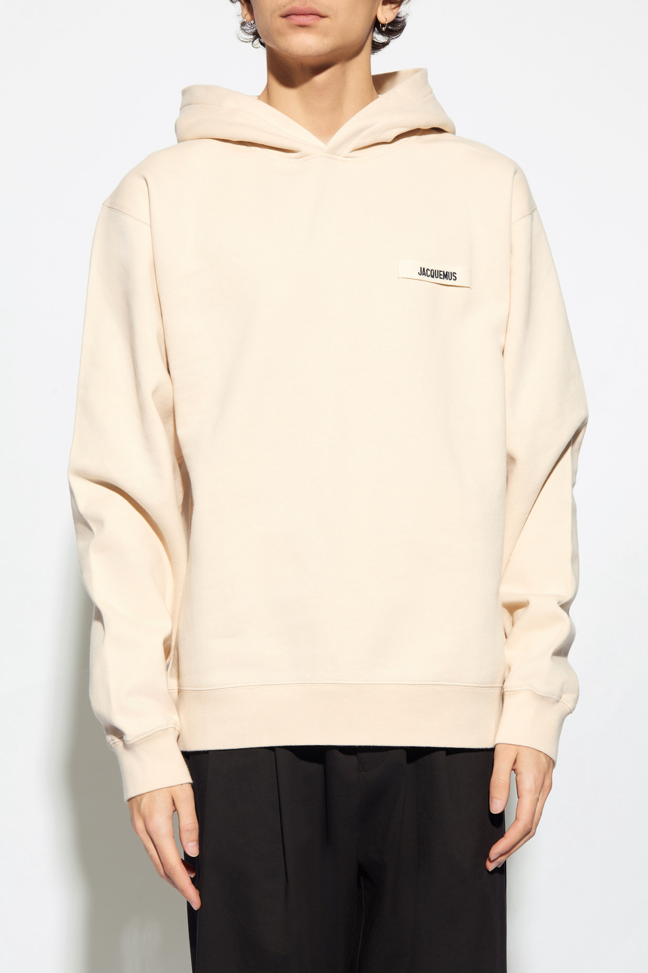 パーカー・フーディ Jacquemus Men's Classic Logo Hoodie Khaki 22H226JS210 23H226JS210-2120-530_13_main.jpg